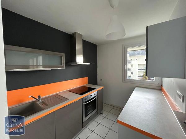 Appartement à louer 3 pièces 56m² Tours (37000)