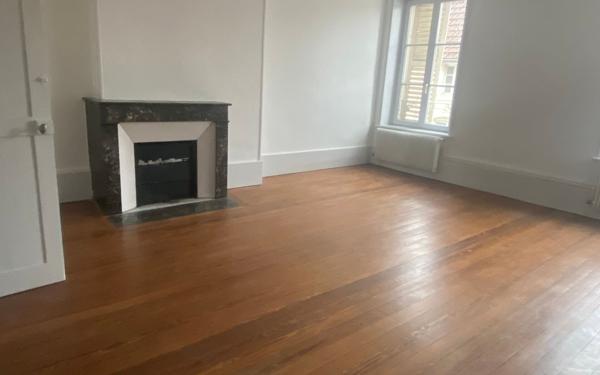 Appartement à louer    2 pièces •  Neufchâteau