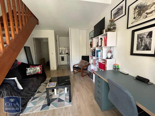 Appartement à louer 1 pièce 32.52m² Pau (64000)