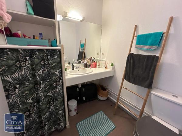 Appartement à louer 1 pièce 32.52m² Pau (64000)