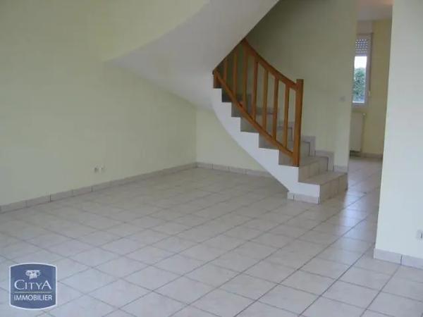 Appartement à louer 3 pièces 73m²