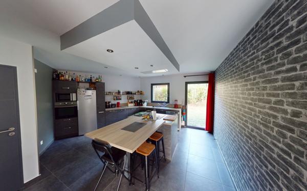 Maison à vendre    5 pièces • 141 m2 La Fouillouse