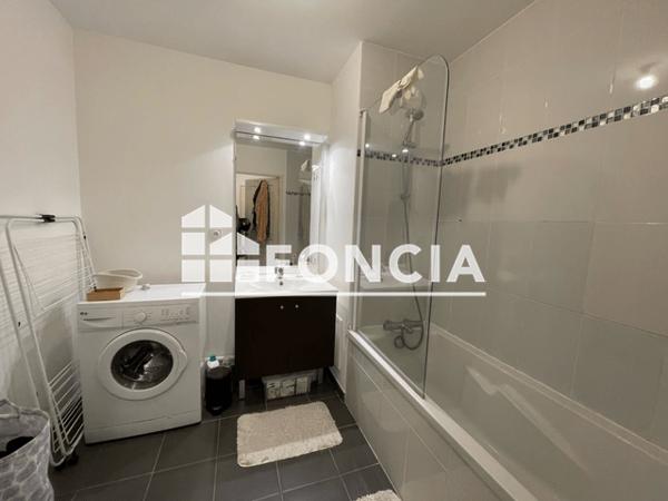 Location Appartement 2 pièces 48.63 m² - BATIMENT 3 - ESCALIER F Caen 14000