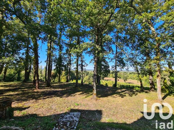 Maison 5 pièces de 154 m² à Gageac-et-Rouillac (24240)