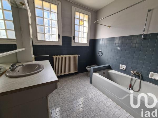 Maison 5 pièces de 154 m² à Gageac-et-Rouillac (24240)