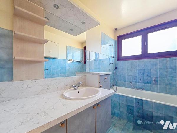Maison individuelle de type 5 de 120m² édifiée sur terrain de 626 m²