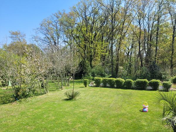 Maison Brains 6 pièce(s) sur 2000m2 de terrain