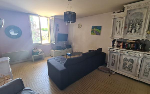 Maison à vendre    2 pièces •  Bourg