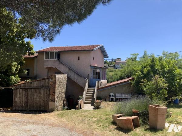 maison à rénover avec garage et terrain