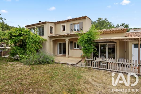 Maison à vendre 6 pièces 175 m² Fuveau