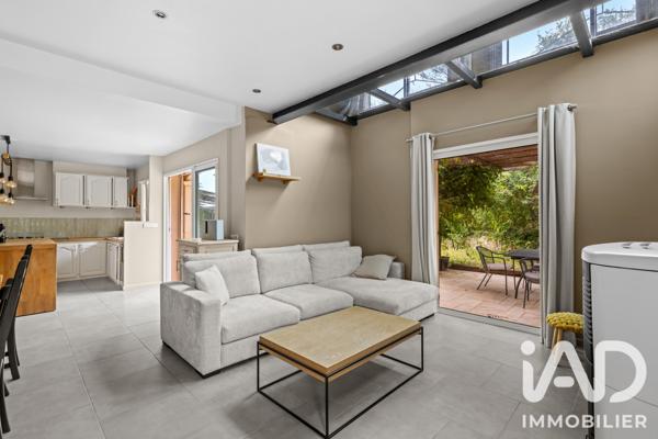 Maison à vendre 6 pièces 175 m² Fuveau