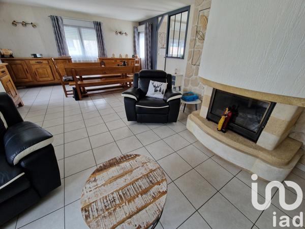 Maison 5 pièces de 104 m² à Cholet (49300)