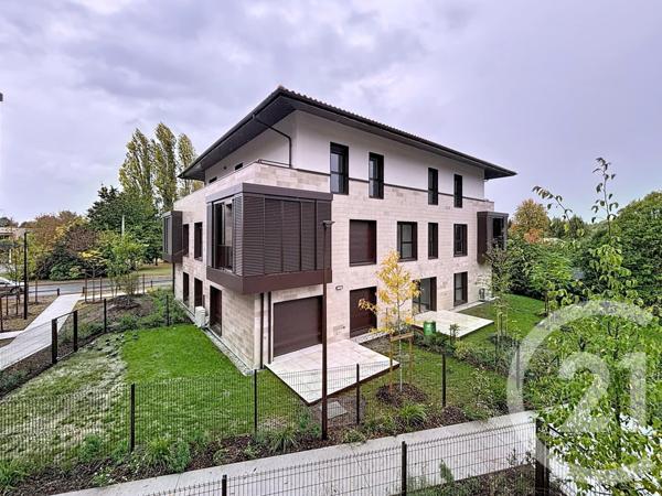 Appartement F4 à vendre  4 pièces - 87,23 m2 GRADIGNAN - 33