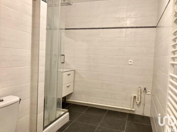 Location appartement 2 pièces 48 m² Marcq-en-Barœul
