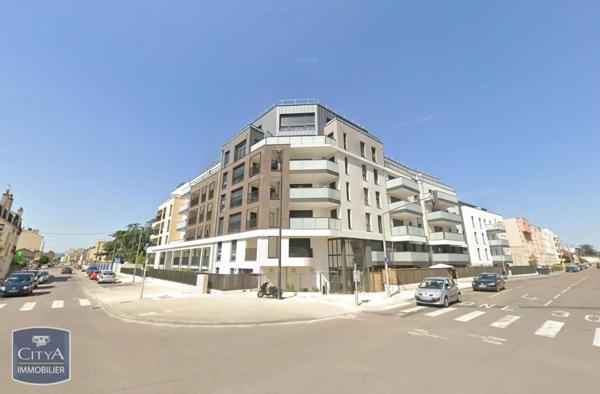Appartement à louer 3 pièces 60.92m² Dijon (21000)