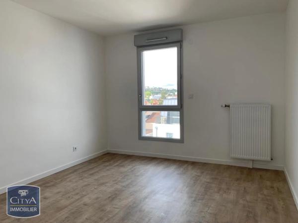 Appartement à louer 3 pièces 60.92m² Dijon (21000)