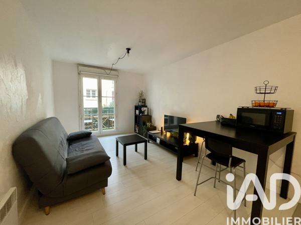 Location studio 25 m² Brie-Comte-Robert