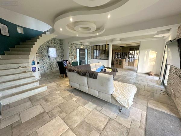 Maison à vendre à Saint-Martin-de-Sallen dans le Calvados (14220), ref : 14005/MAIS/409