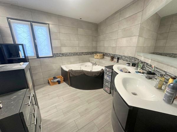 Maison à vendre à Saint-Martin-de-Sallen dans le Calvados (14220), ref : 14005/MAIS/409