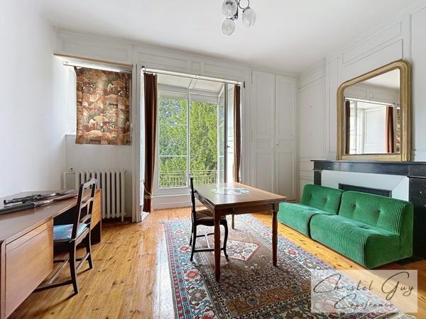 MONTVAL SUR LOIR (72) Maison de Maître 7 chambres sur 2800 m² de terrain