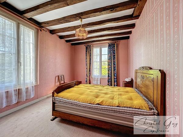 MONTVAL SUR LOIR (72) Maison de Maître 7 chambres sur 2800 m² de terrain