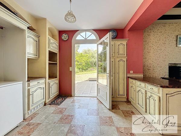 MONTVAL SUR LOIR (72) Maison de Maître 7 chambres sur 2800 m² de terrain