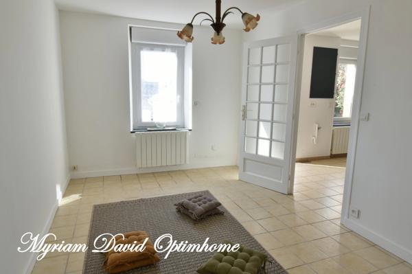 Maison à louer 2 chambres avec jardin ROSTRENEN (22)