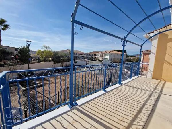 Appartement à louer 4 pièces 82.25m² Puget-sur-Argens (83480)