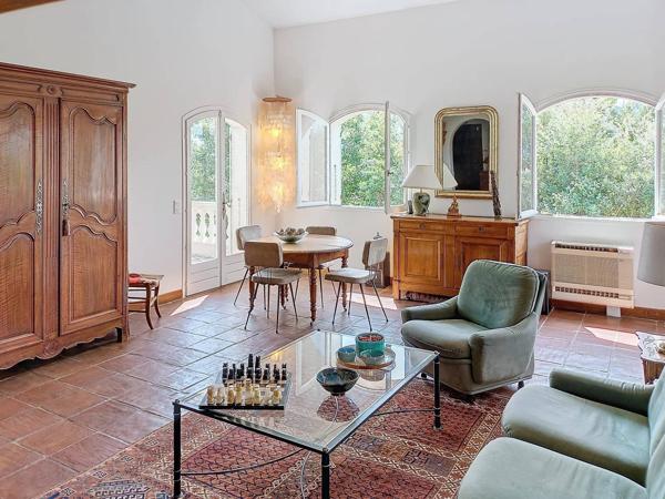 Villa provençale Cagnes-sur-Mer L'HUBAC - ST JEAN 167,60m2