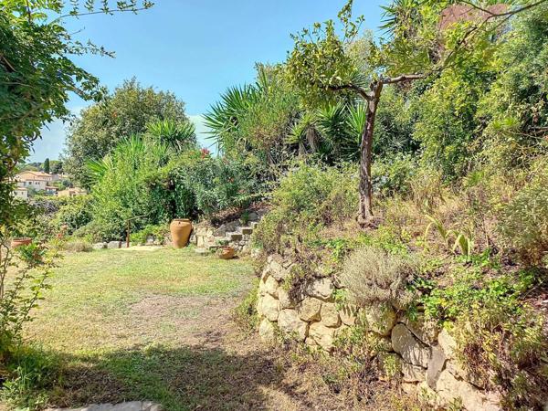 Villa provençale Cagnes-sur-Mer L'HUBAC - ST JEAN 167,60m2