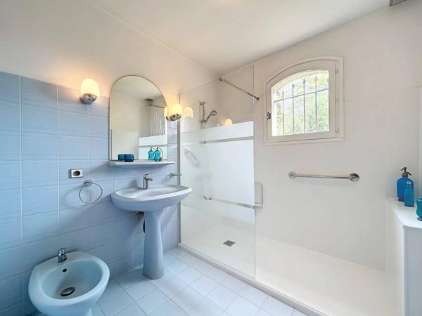 Villa provençale Cagnes-sur-Mer L'HUBAC - ST JEAN 167,60m2