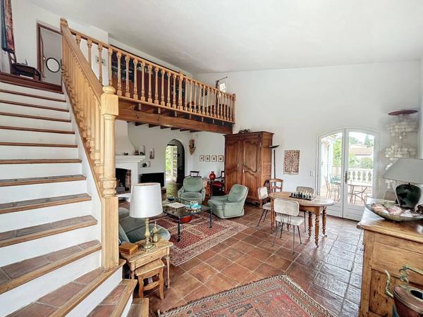 Villa provençale Cagnes-sur-Mer L'HUBAC - ST JEAN 167,60m2