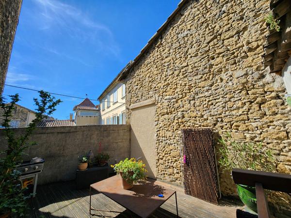 EXCLUSIVITE A BEDARRIDES - SORGUES - ORANGE - COURTHEZON - PROCHE AVIGNON - MAISON A VENDRE AVEC TERRASSE TROPEZIENNE
