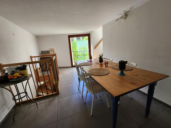 EXCLUSIVITE A BEDARRIDES - SORGUES - ORANGE - COURTHEZON - PROCHE AVIGNON - MAISON A VENDRE AVEC TERRASSE TROPEZIENNE