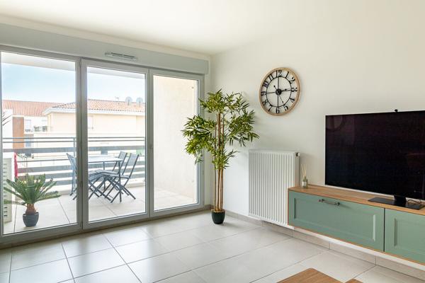 Appartement 3 pièces à louer  MEUBLÉ à La Londe-les-Maures - Neuf et lumineux