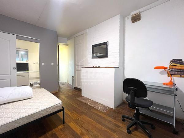 APPART. T2 MEUBLE A LOUER - BLOIS - HYPERCENTRE-VILLE - PROCHE LYCEES ET ECOLES SUPERIEURES