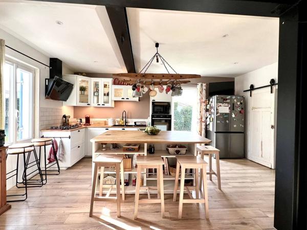 Maison des années 1950 rénovée en 2023