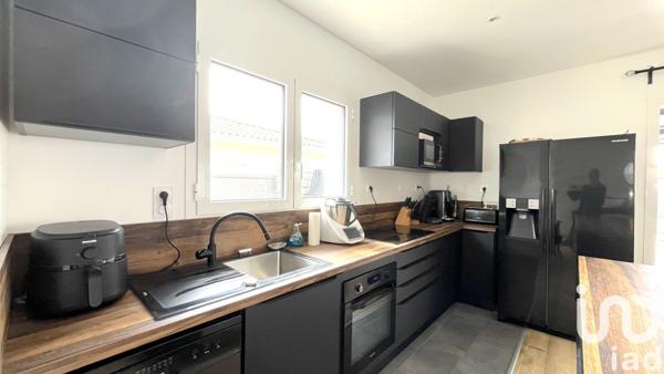 Maison 4 pièces de 108 m² à Mios (33380)