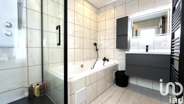 Maison 4 pièces de 108 m² à Mios (33380)