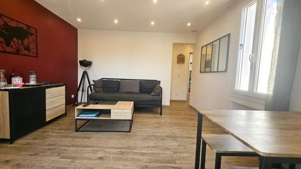 Appartement La Garde 2 pièce(s) 44.19 M2 - sans travaux - terrasse orientée ouest