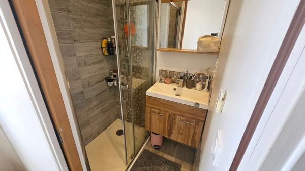 Appartement La Garde 2 pièce(s) 44.19 M2 - sans travaux - terrasse orientée ouest