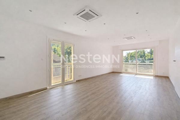 Grande maison 8 pièces 6 chambres avec séjour cathédrale, jardin et garage - 69500 BRON