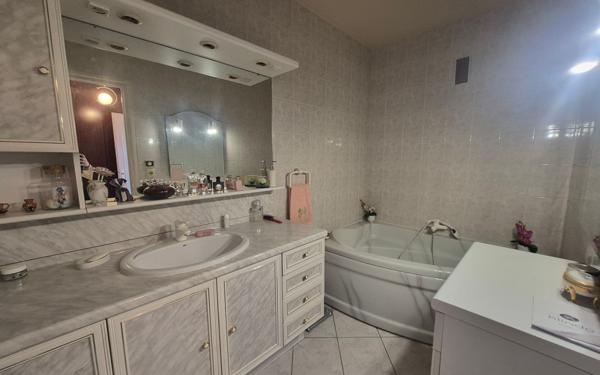 Appartement à vendre    4 pièces • 84,84 m2 Juvisy-sur-Orge
