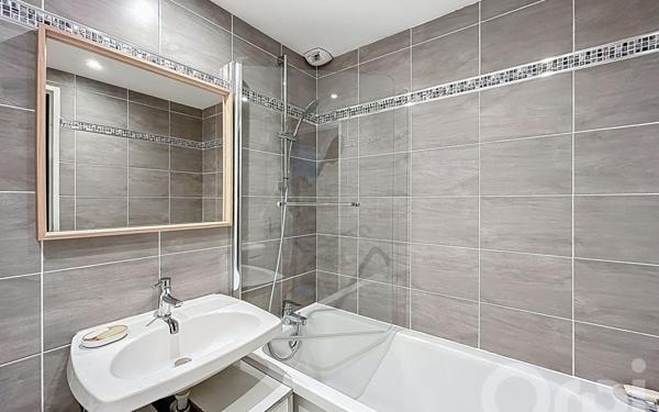 Appartement à louer    3 pièces • 62,04 m2 Créteil