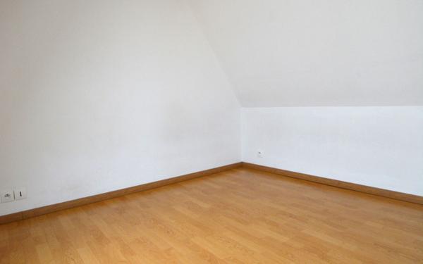 Appartement à louer    1 pièce •    Abbeville