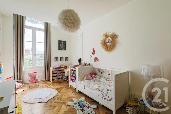 Appartement F4 à vendre  4 pièces - 130 m 2   GRENOBLE  - 38