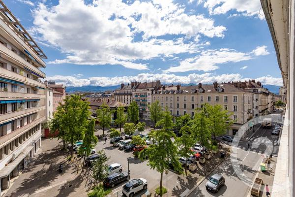 Appartement F4 à vendre  4 pièces - 130 m 2   GRENOBLE  - 38