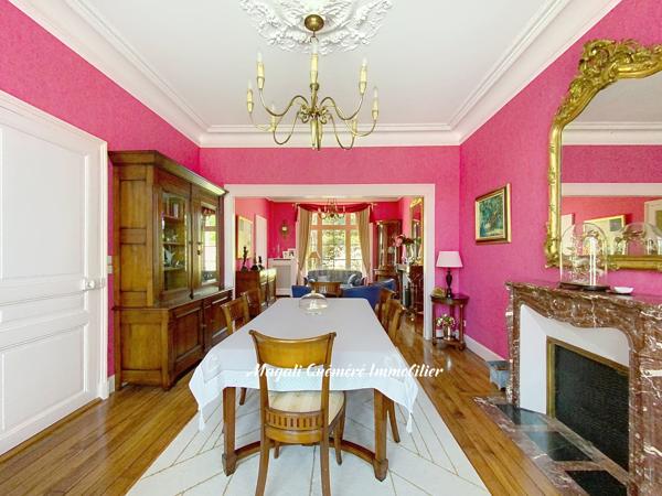 Magnifique maison de maître à moins de 20 min de Rennes gare.