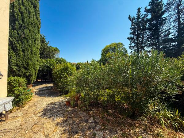 Maison 7P Saint Gély du Fesc 160 m²