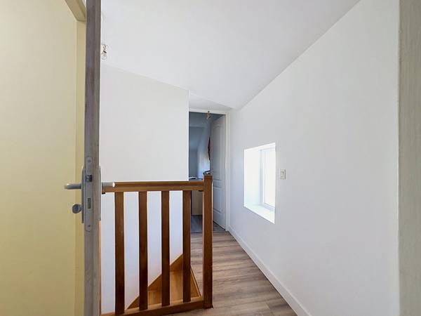 Maison de village – 3 chambres – Terrasse 70 m² – 2 stationnements